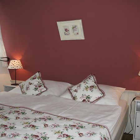 Landgasthof Friedl Hotell Sankt Lorenzen bei Knittelfeld Rum bild